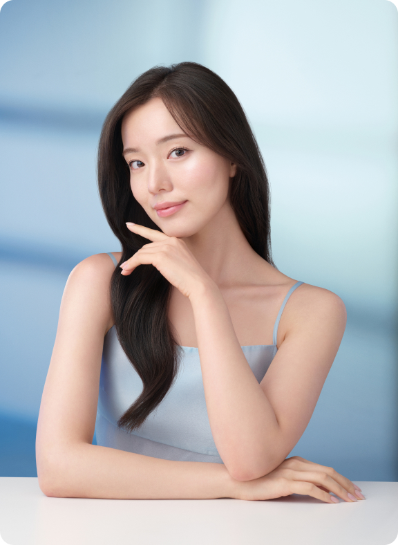 擁有多重功效的膠原針- RADIESSE®，能有助豐盈臉型，優化輪廓，撫平皺�紋，激活膠原再生